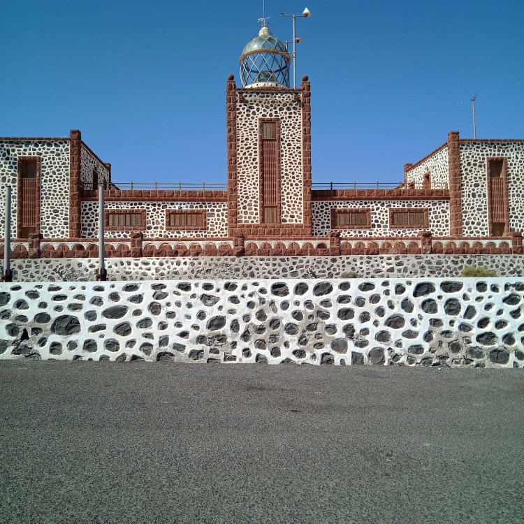Faro de la Entallada