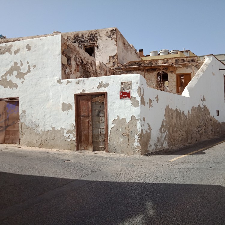 Olivia Stone travel writer Canary Islands